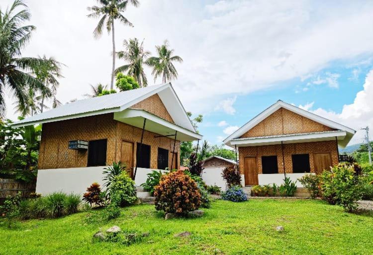 Bahandi Beach Lodge Mambajao Zewnętrze zdjęcie